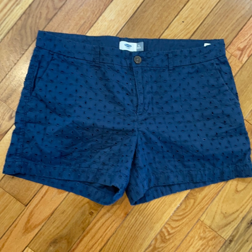 Old Navy blue eyelet lace short size 10